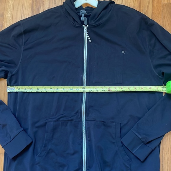 Vuori Men’s Black Coronado Hoodie - Size XXL - Picture 12 of 12